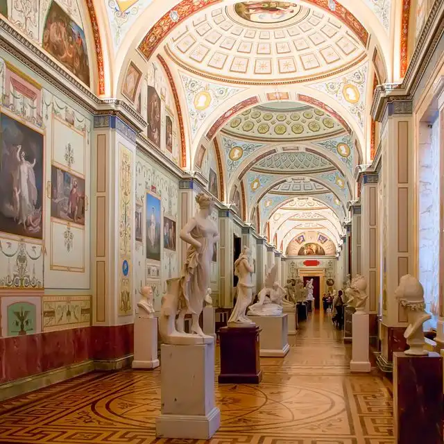 Öffentliche Gebäude in Berlin Friedrichshain Kreuzberg